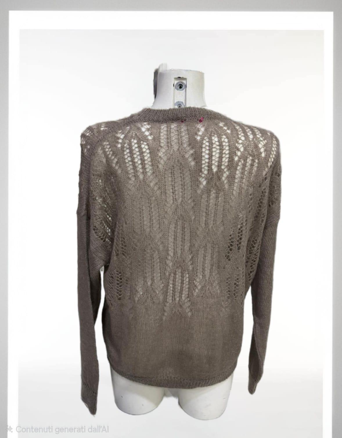 Maglia beige traforata