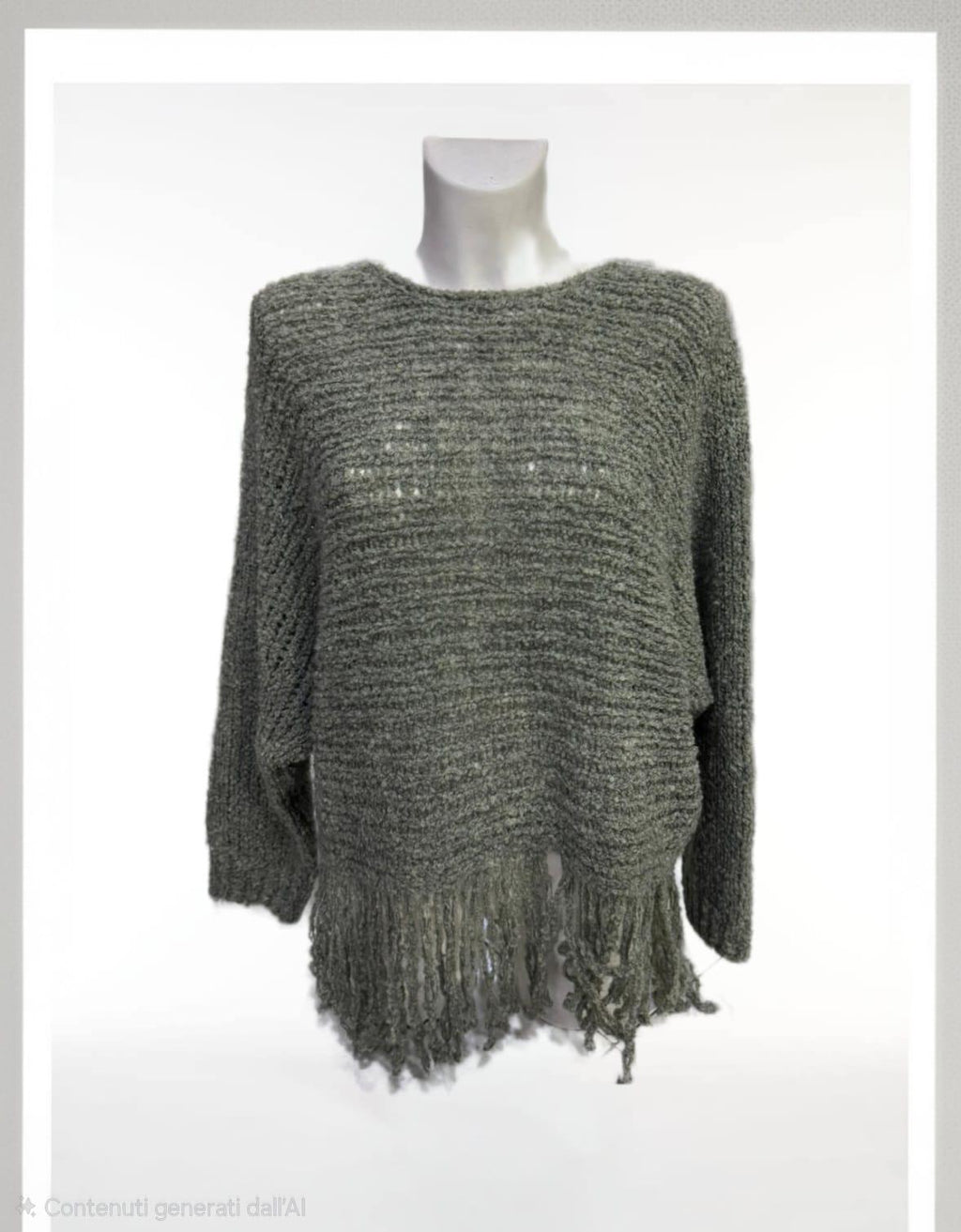 Maglione oversize verde con frange al fondo