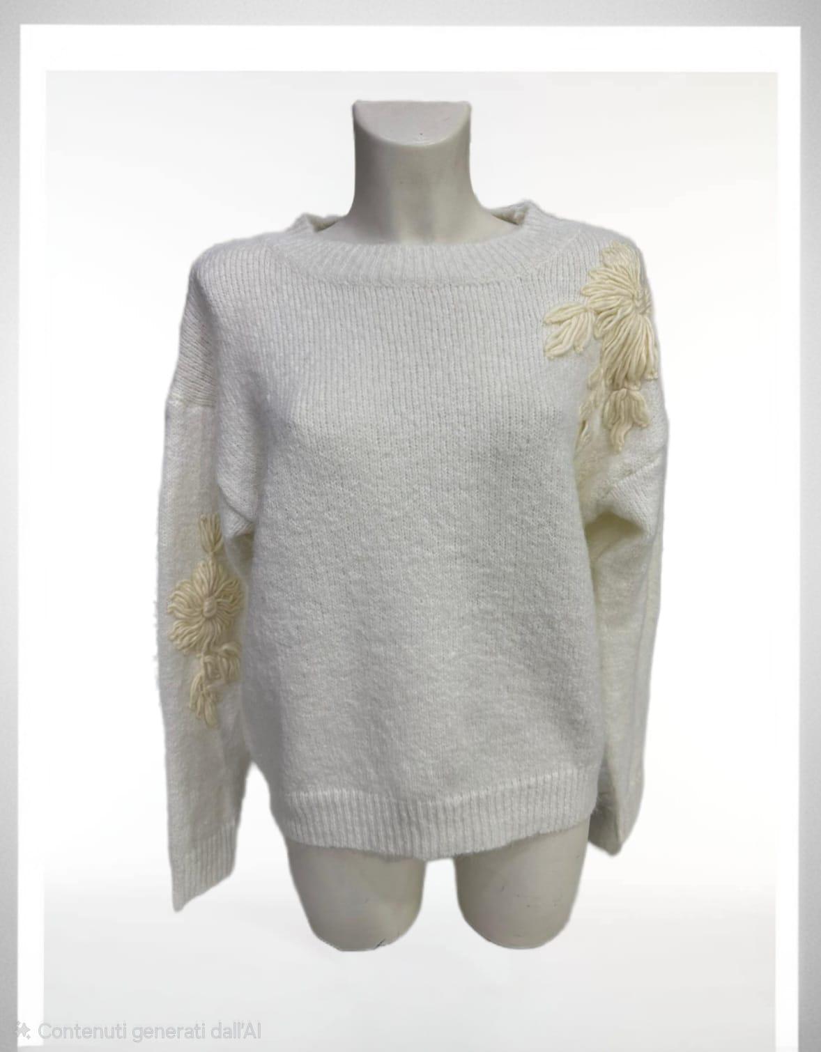 Maglia bianca con fiore