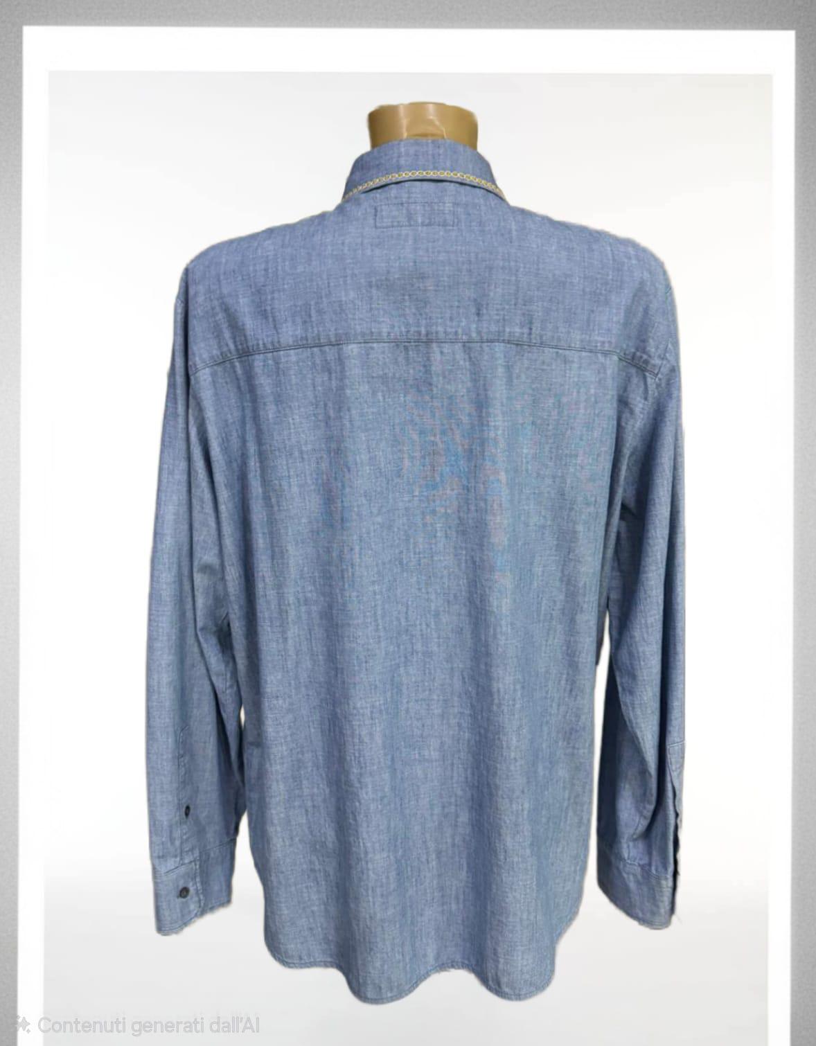 Camicia di jeans con ricamo avanti
