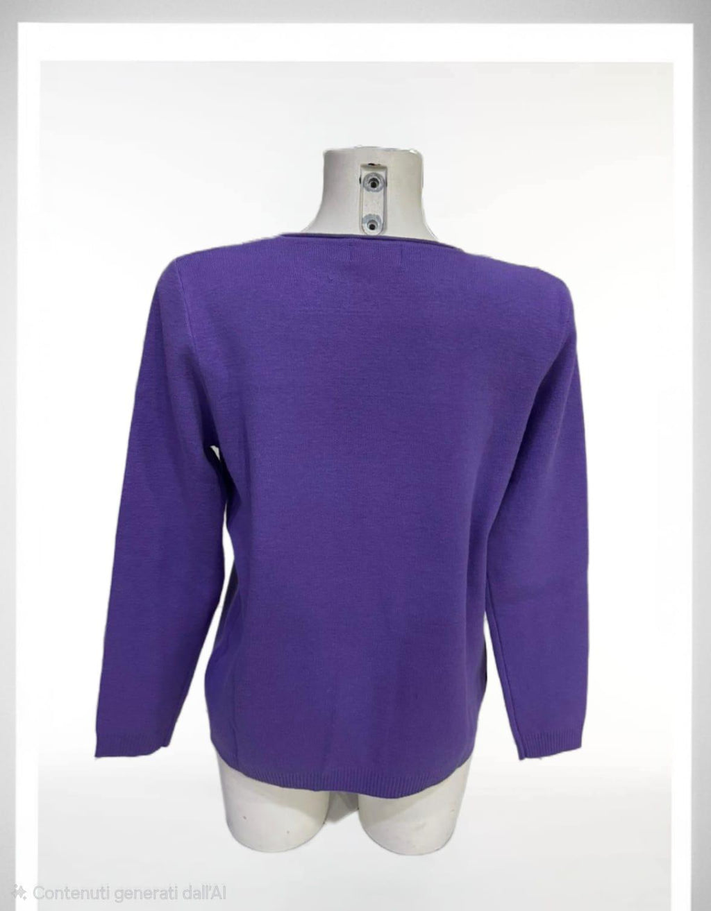 Maglia viola con fantasia nera